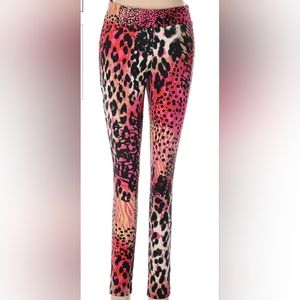 NWT Torrid Size 3, Betsy Johnson Leggings